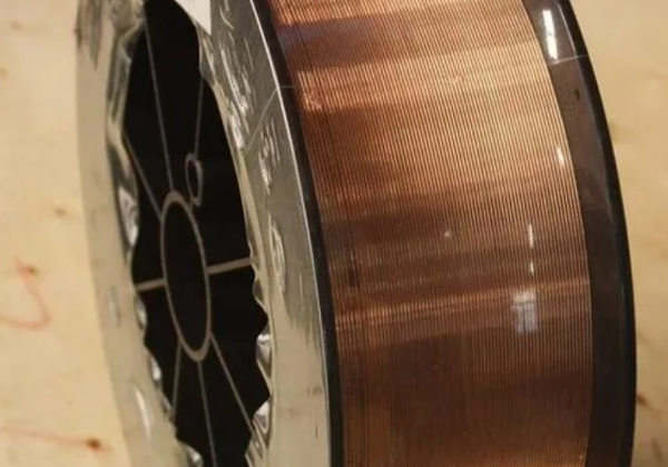 在激光焊機焊接過程中，焊絲的大小決定著什麼？